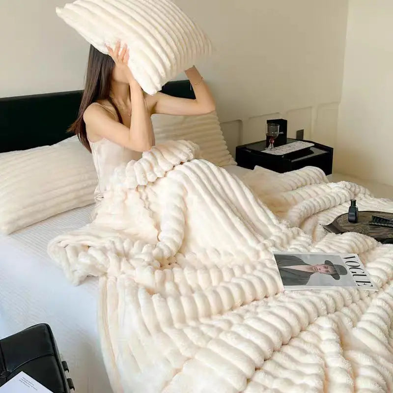 ROSEKINDCN Cozy Faux Fur Striped Blanket For Bed And Sofa