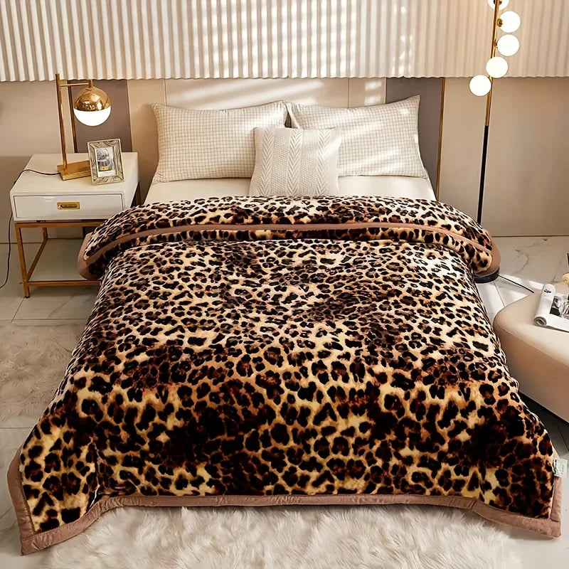 Evich Ultra-Soft Leopard Print Plush Throw Blanket