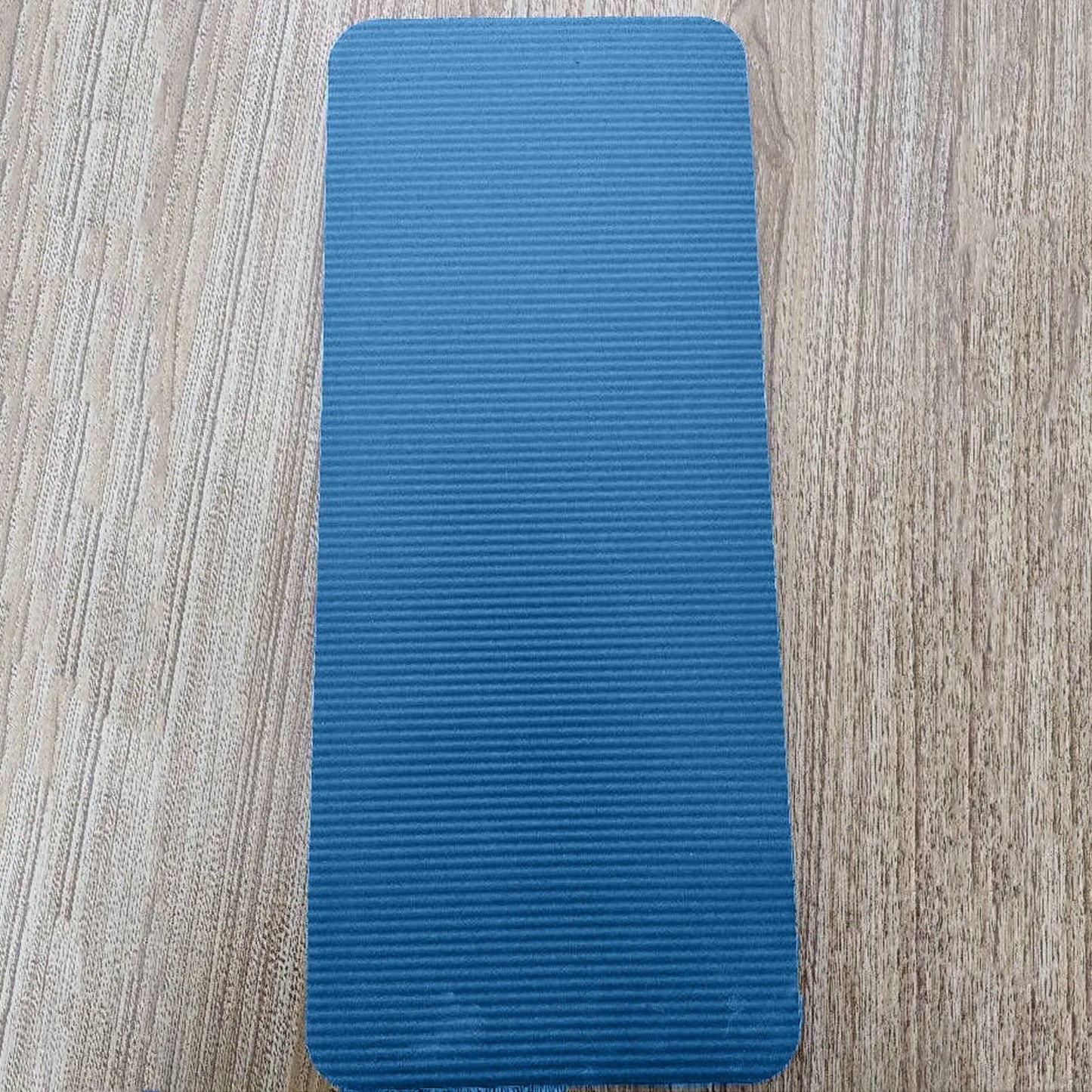 NBR Anti-Slip Yoga Mat For Exercise, Yoga And Pilates Gym